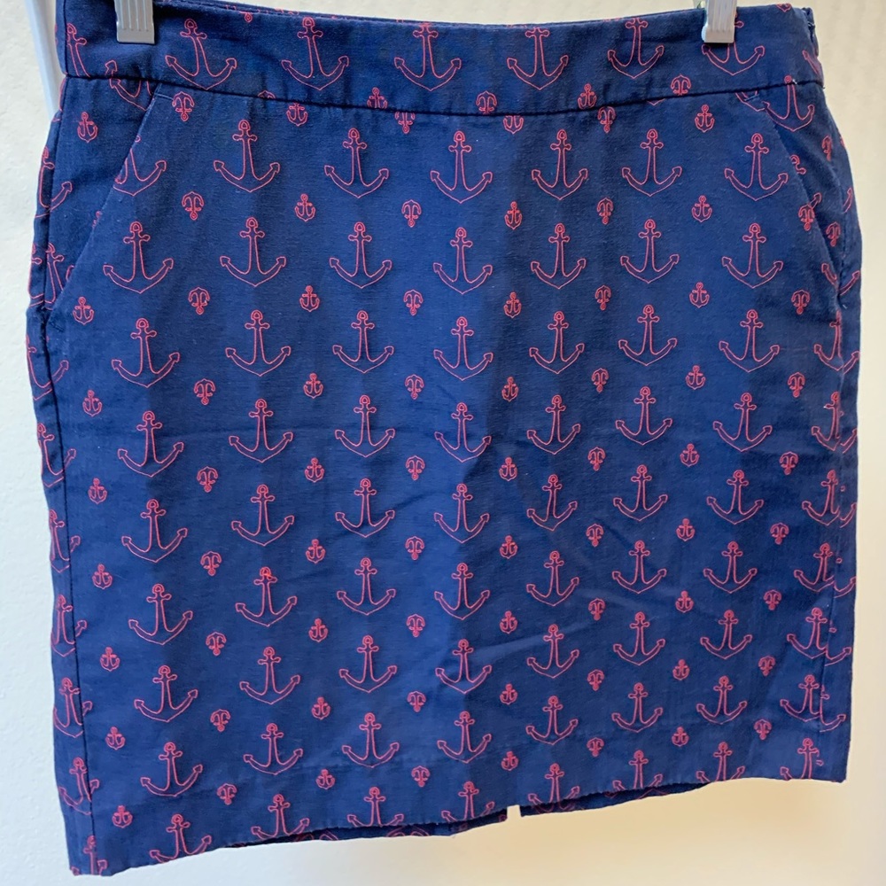 - - Tommy Hilfiger nautical anchor mini skirt, size 4